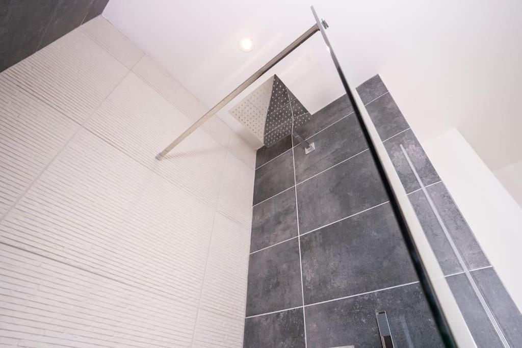 Apartment Franks 4 - Roof Terrace - Sleeps 6 Blackpool