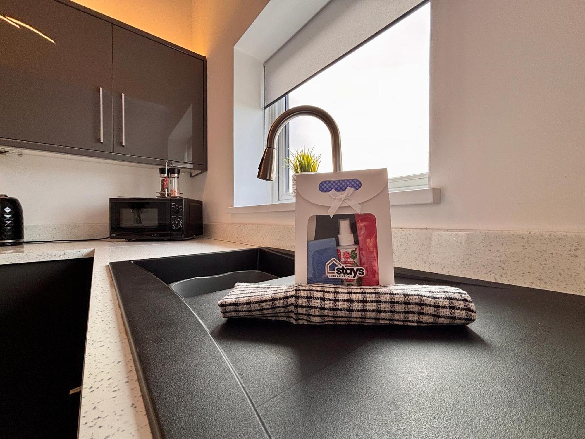 Apartment Franks 4 - Roof Terrace - Sleeps 6
