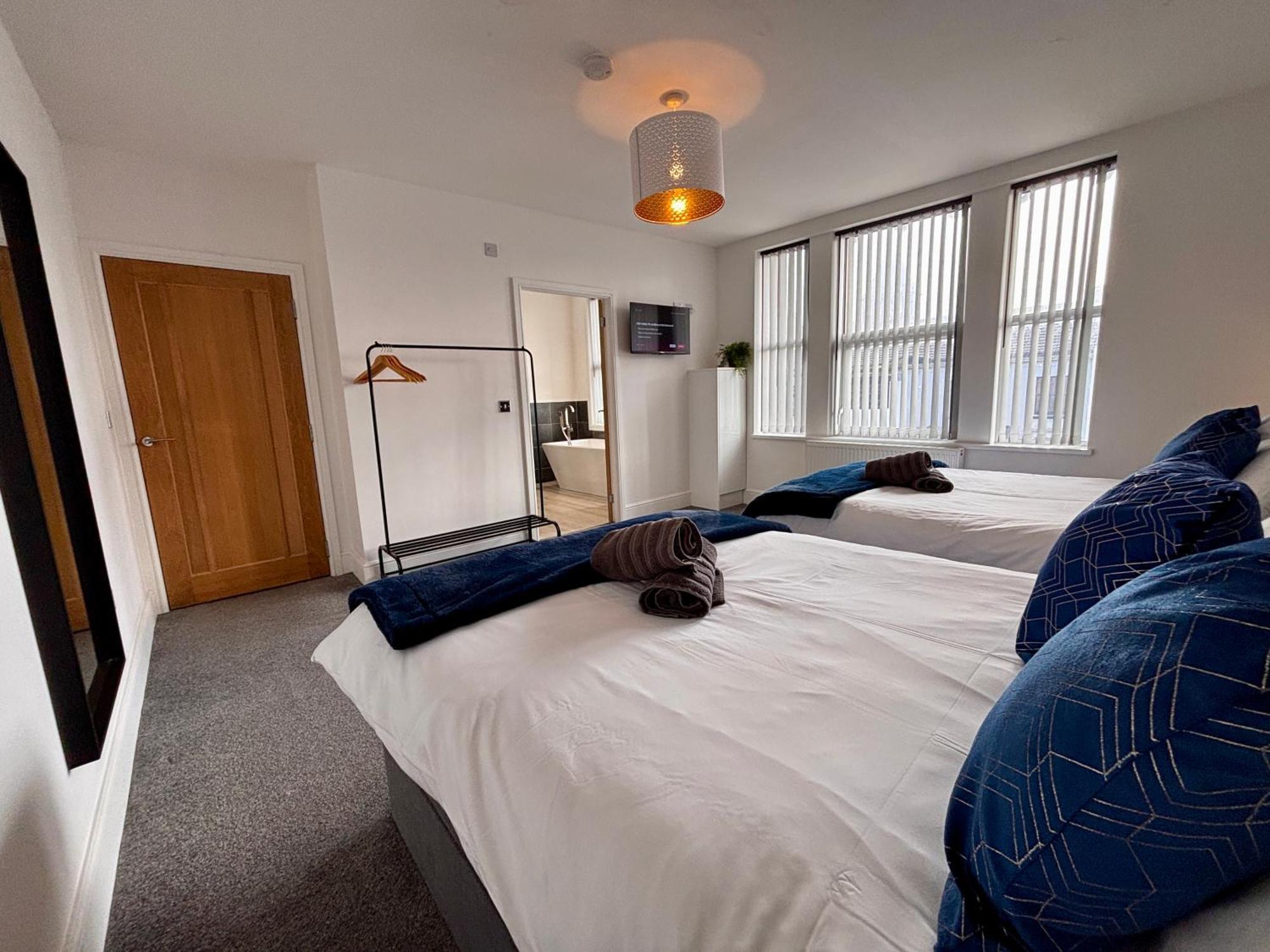 Apartment Franks 4 - Roof Terrace - Sleeps 6 *